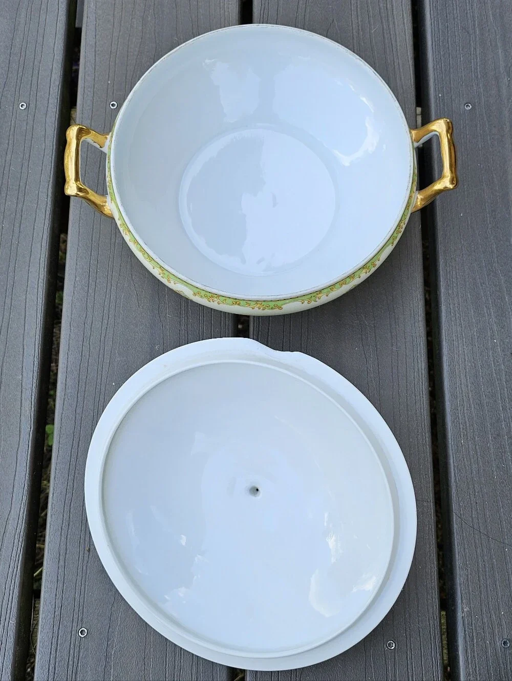 Noritake Antique Noritake porcelain covered vegetable bowl (Lidded Tureen)